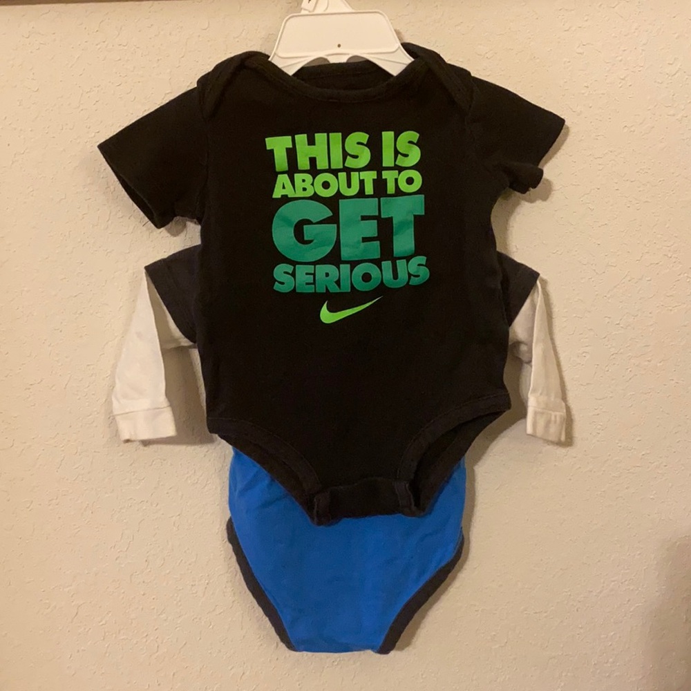 Nike and old navy lot 3/6m